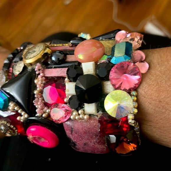 Wendy Gell Colorful Gemstone Statement Bracelet - Picture 4 of 4